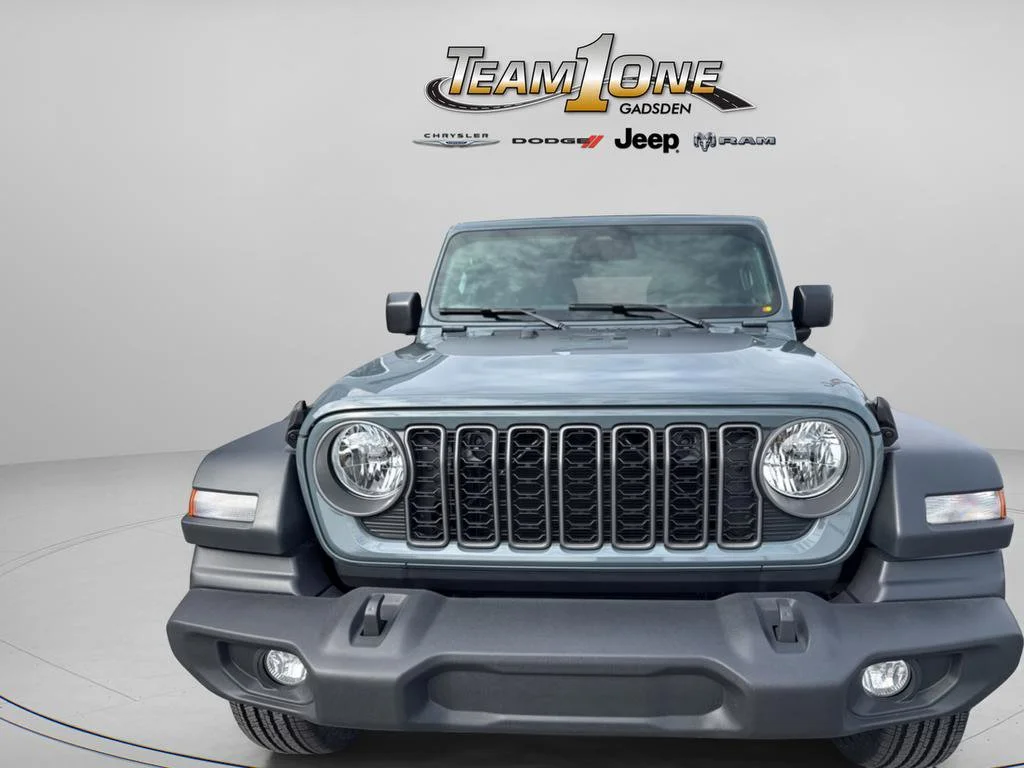 New 2026 Anvil Clear-Coat Exterior Paint Jeep Sport S image 4