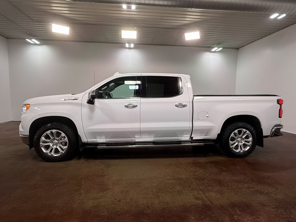 2023 Chevrolet Silverado 1500 LTZ photo 3