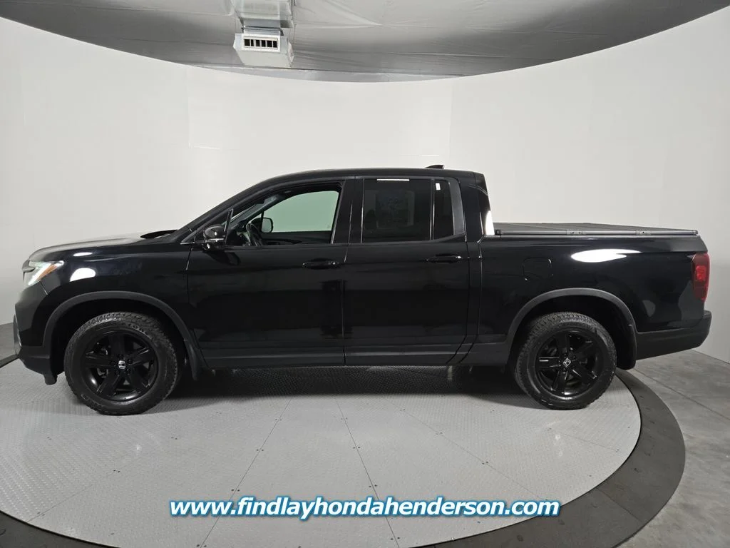 Certified Used 2023 Crystal Black Pearl Honda Black Edition image 3