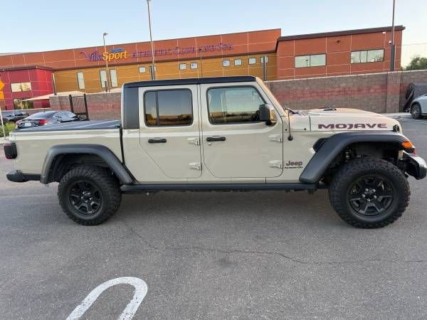Used 2022 Beige Jeep Mojave image 1