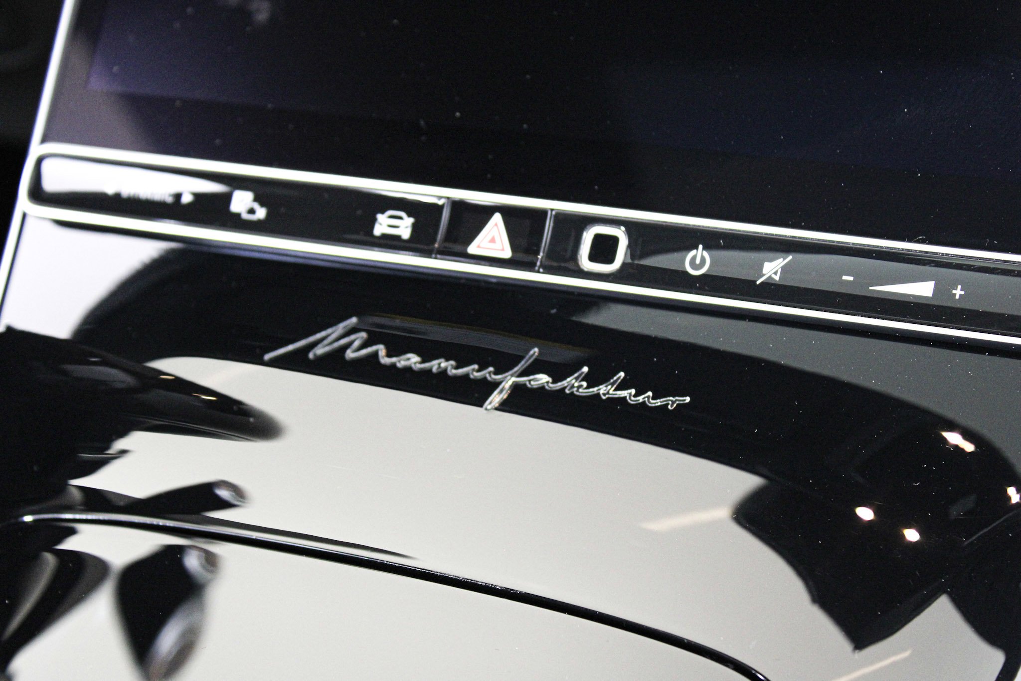 Used 2024 Blue Mercedes-Benz Maybach S 680 image 40