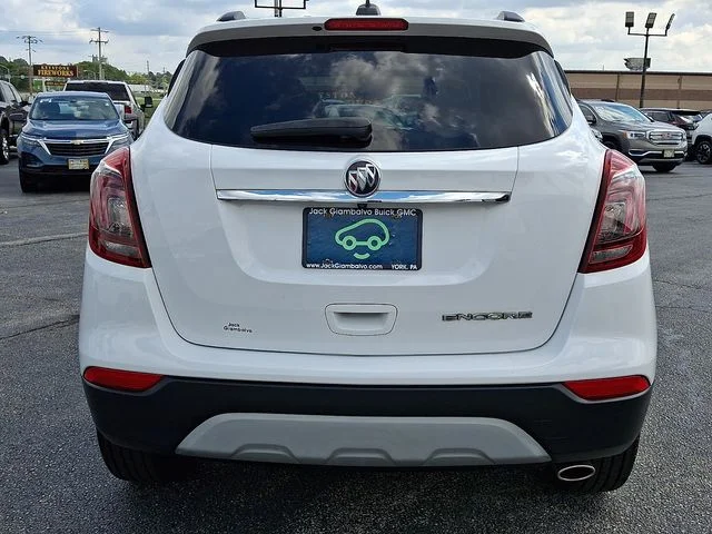 Used 2020 White Buick Preferred image 5