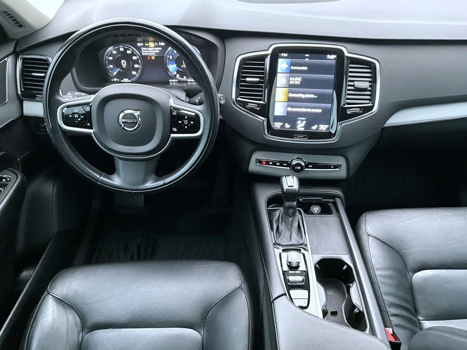Used 2021 Silver Volvo T5 Momentum image 13