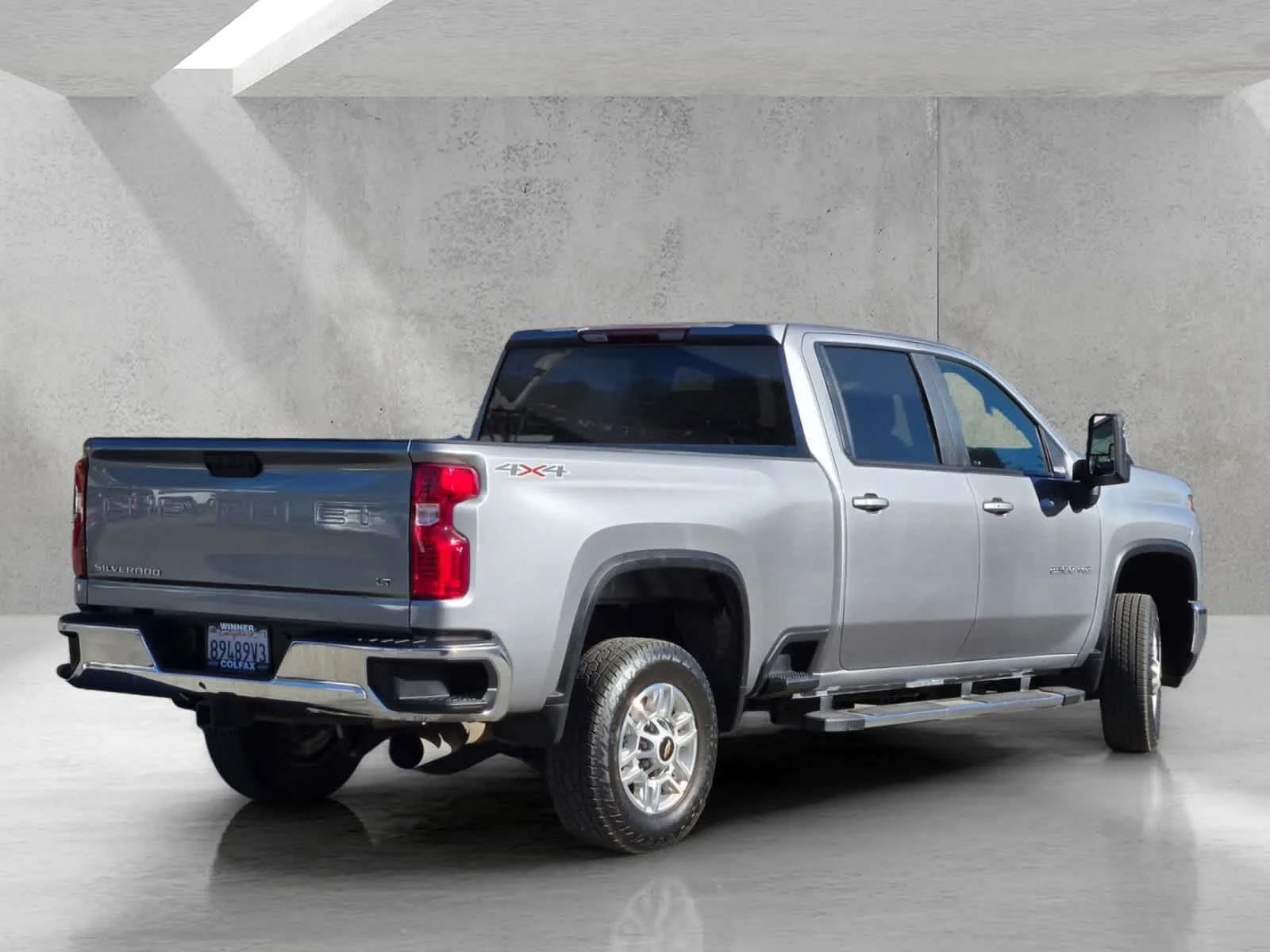 Used 2024 Sterling Gray Metallic Chevrolet LT image 4