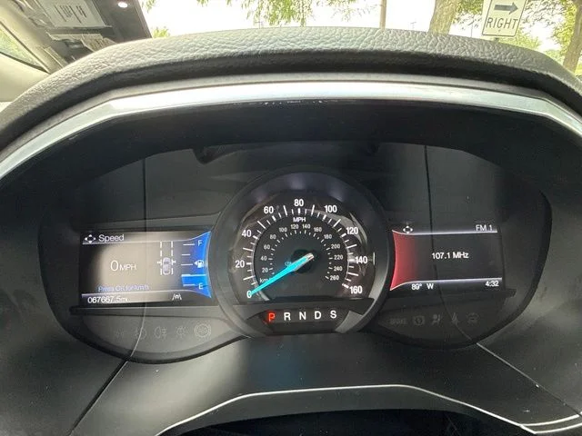 Used 2020 Blue Metallic Ford Titanium image 29