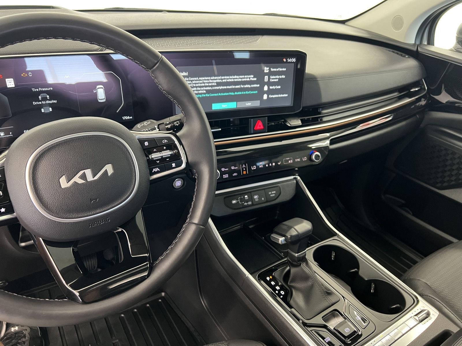 2025 Kia Carnival SX Prestige - Photo 21