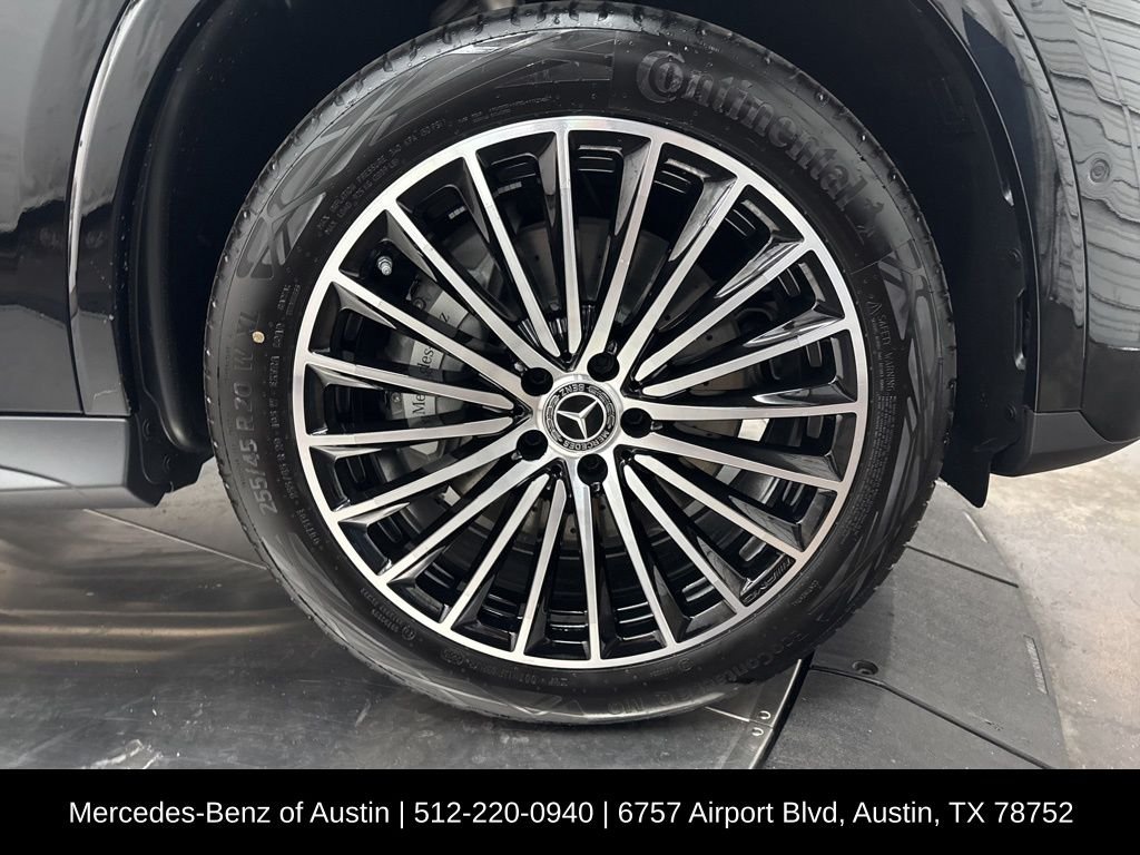 Certified Used 2026 Black Mercedes-Benz GLC 300 image 10