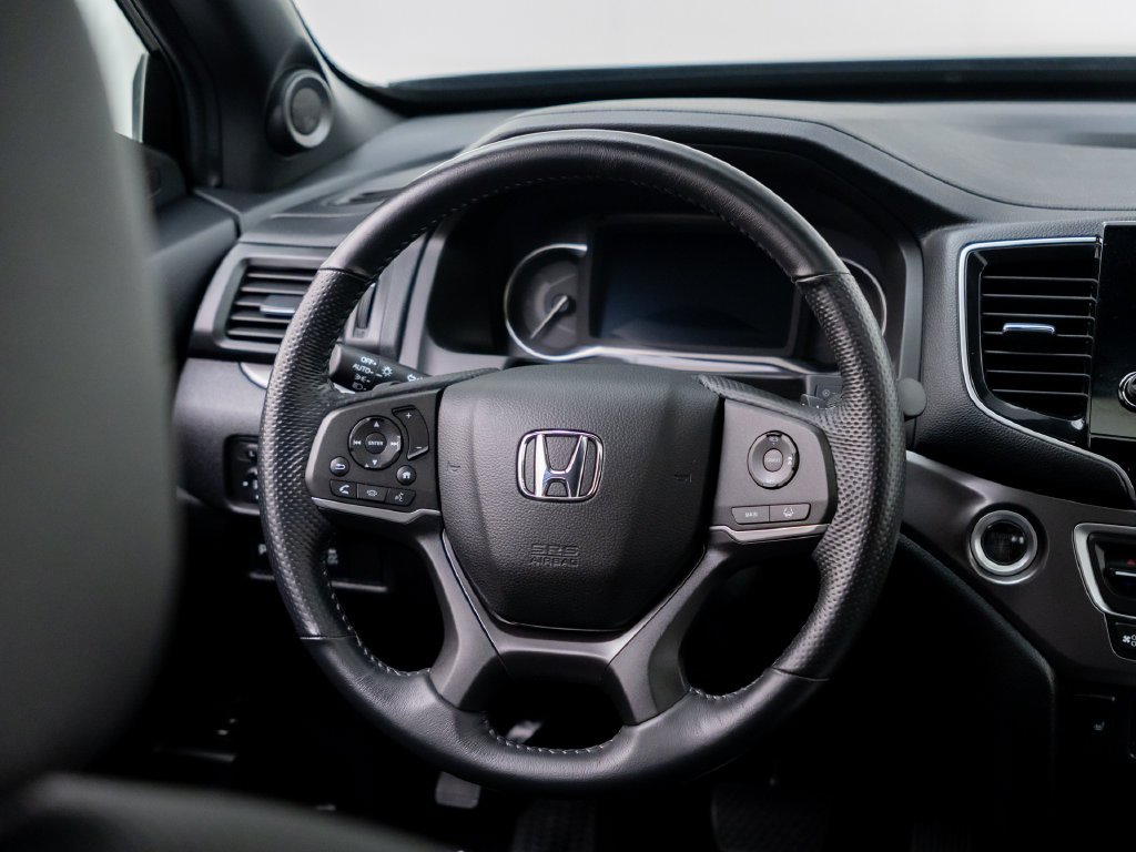 2025 Honda Passport EX-L - Photo 12