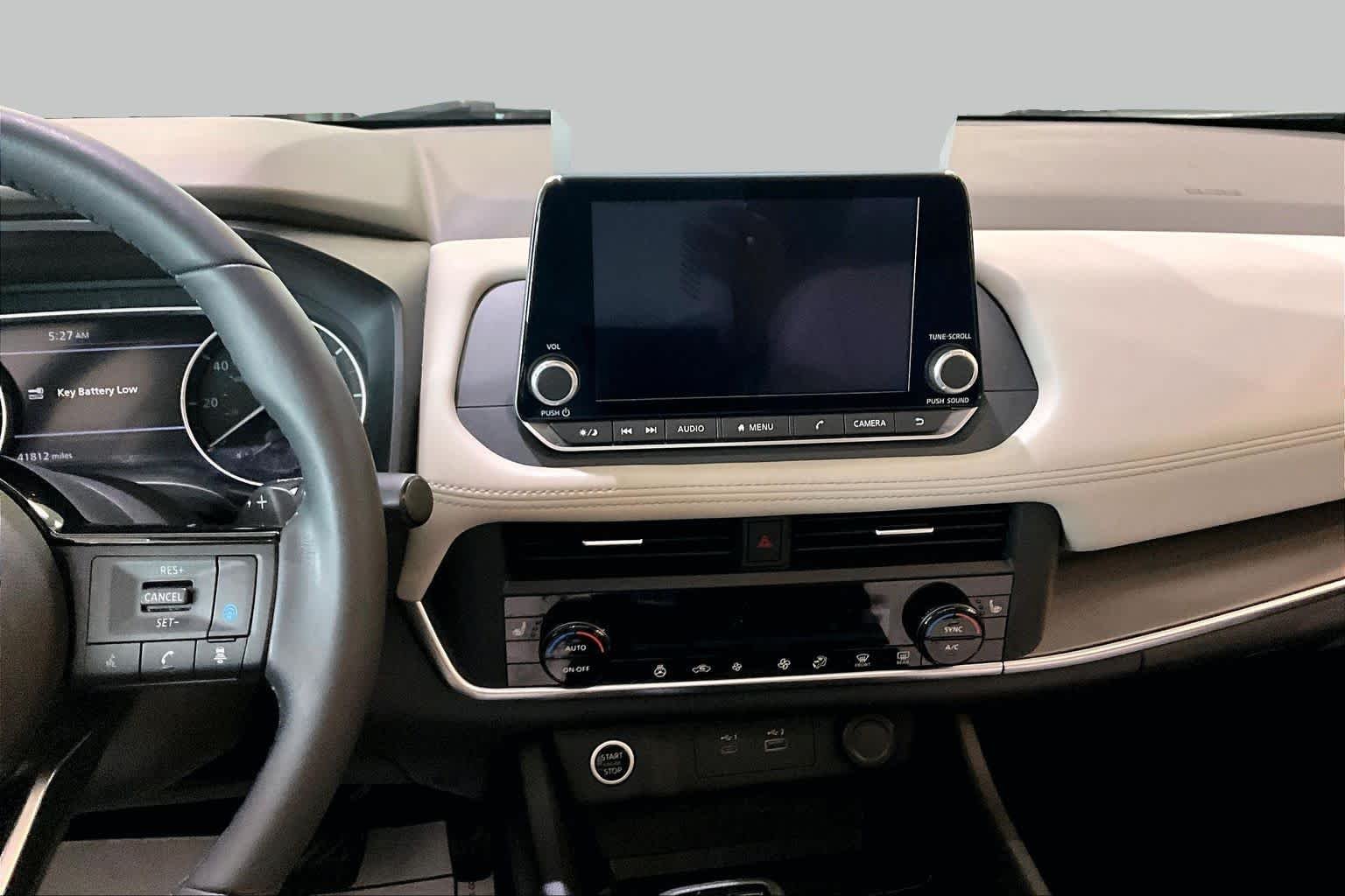 Used 2023 Pearl White Tricoat Nissan SV image 7