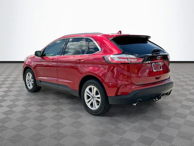 Used 2020 Red Ford SEL image 7