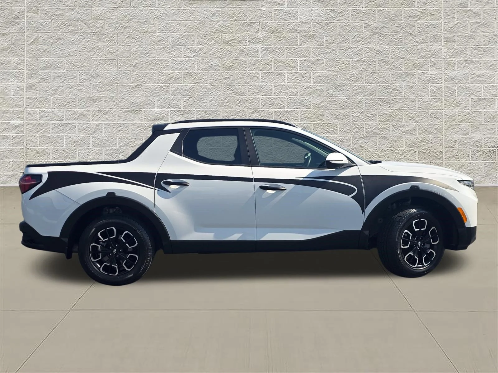 Used 2022 Ice White Hyundai SEL image 8