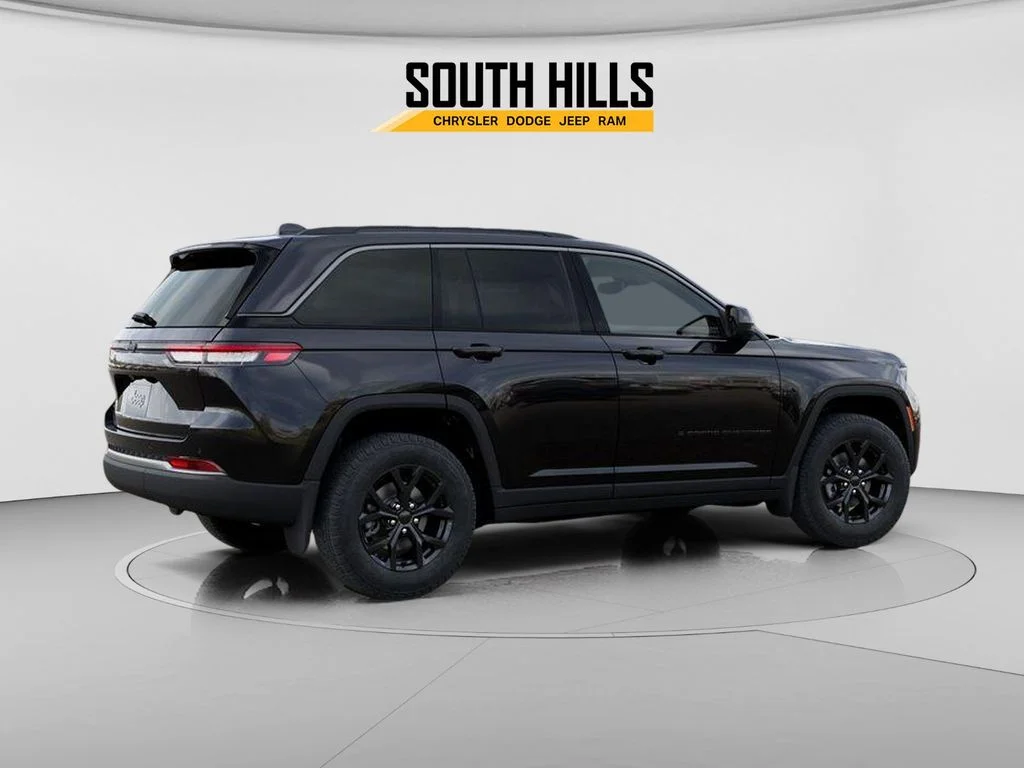New 2026 Black Jeep Laredo Altitude image 4