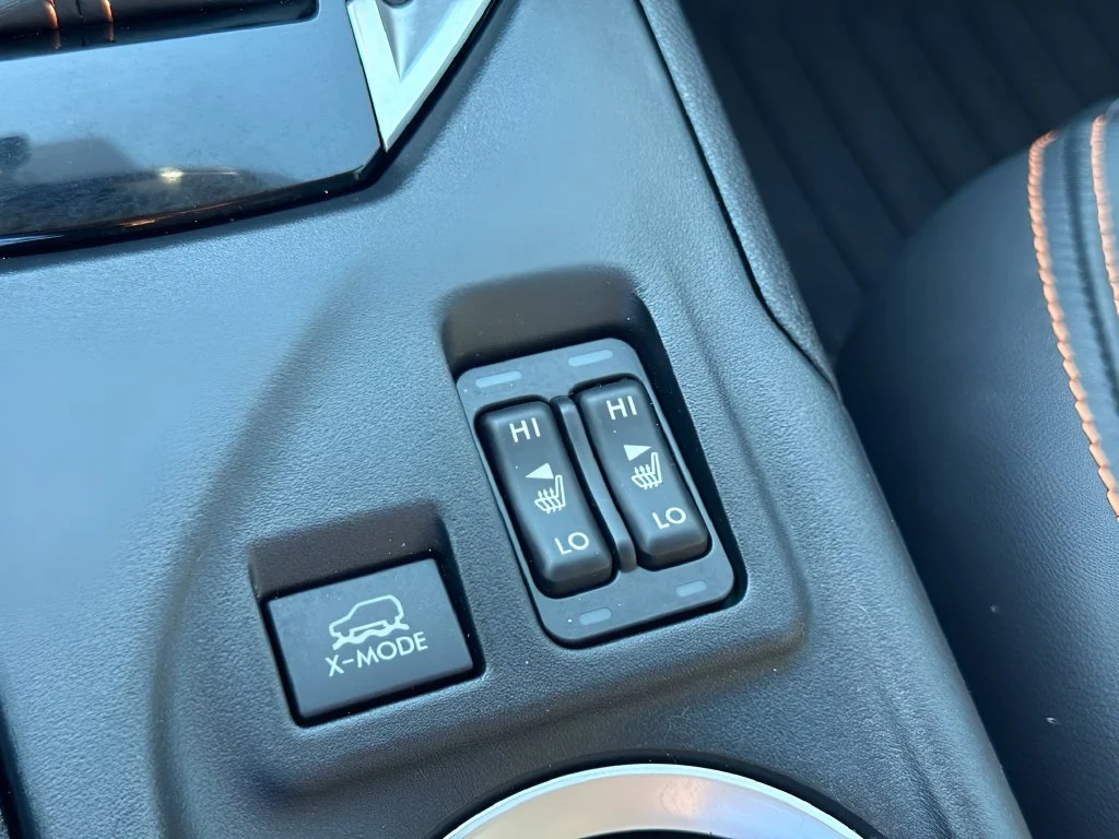 Used 2018 Silver Subaru 2.0i Limited image 22