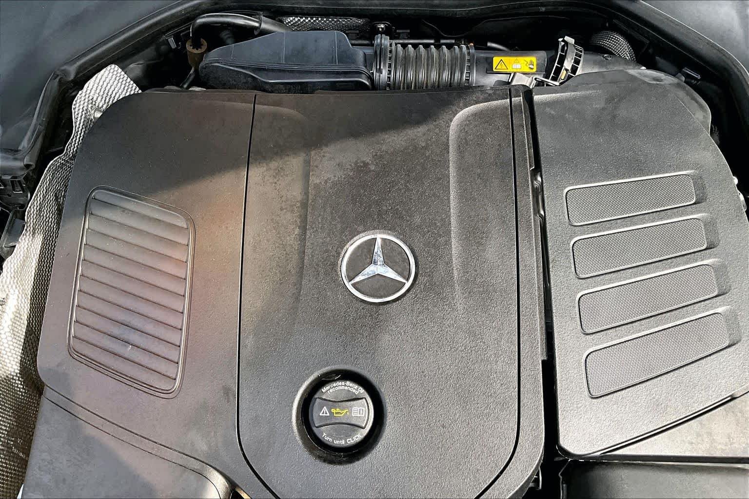 Certified Used 2022 Black Mercedes-Benz C 300 image 32
