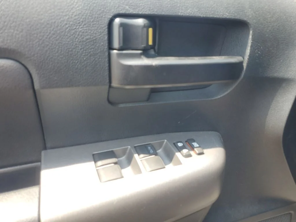 Used 2012 Black Toyota Grade image 20