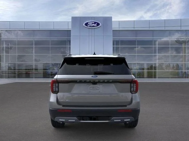 New 2026 Carbonized Gray Metallic Ford Active image 28
