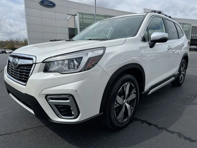 2019 Subaru Forester Touring's photo