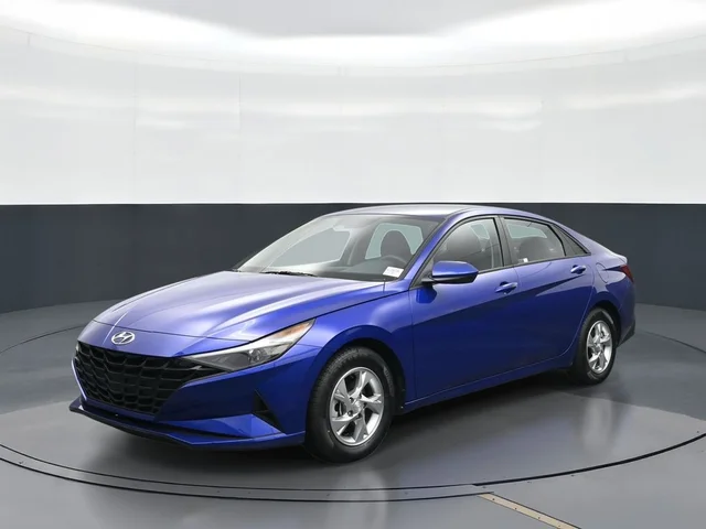 2023 Hyundai Elantra SE