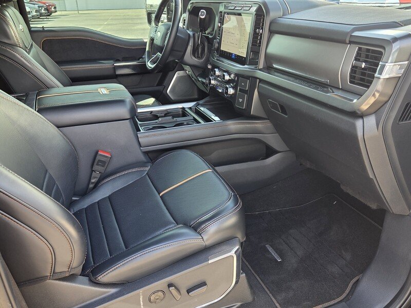 Used 2024 Black Metallic FORD PLATINUM 4WD CREW CAB 6.75