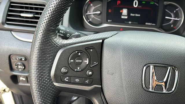 Used 2022  Honda EX-L image 23