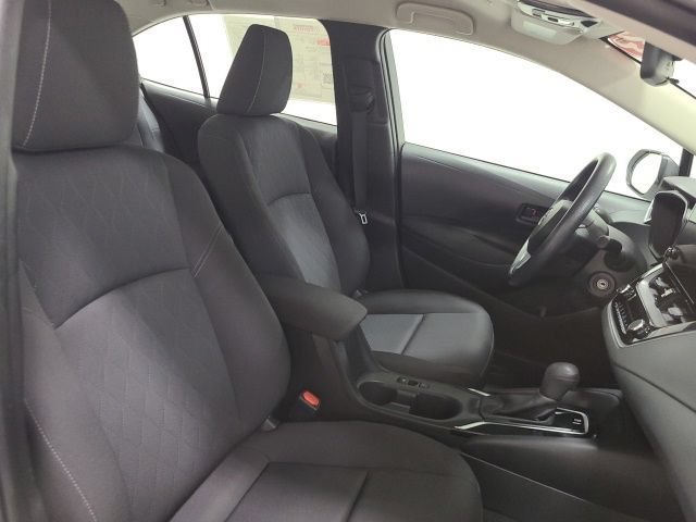 Used 2023 Ice Cap Toyota LE image 9