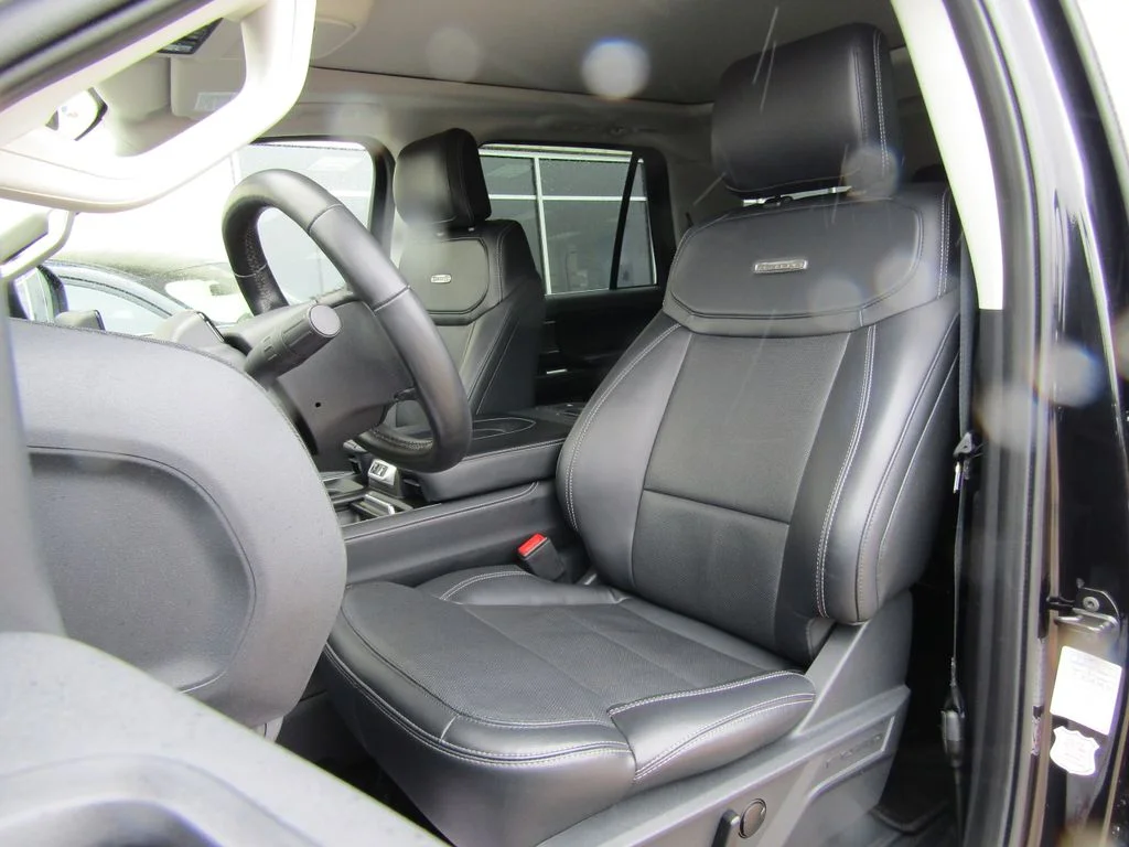 Used 2025 Black Ford Platinum image 23