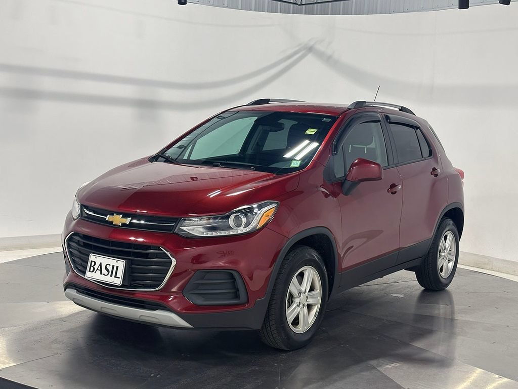 Used 2022 Crimson Metallic Chevrolet LT image 8