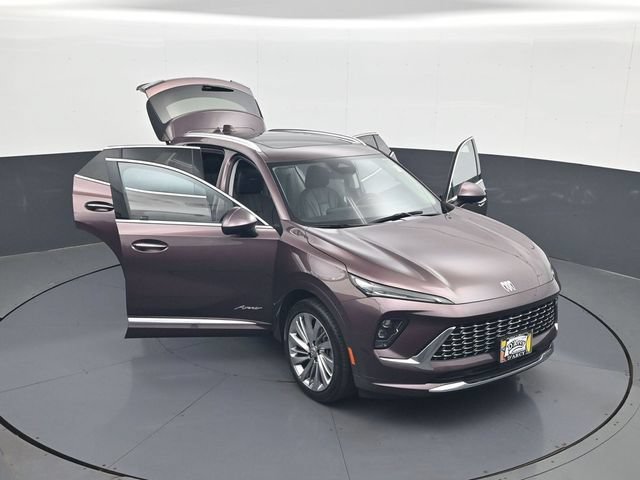 Used 2024 Smokey Amethyst Metallic Buick Avenir image 29
