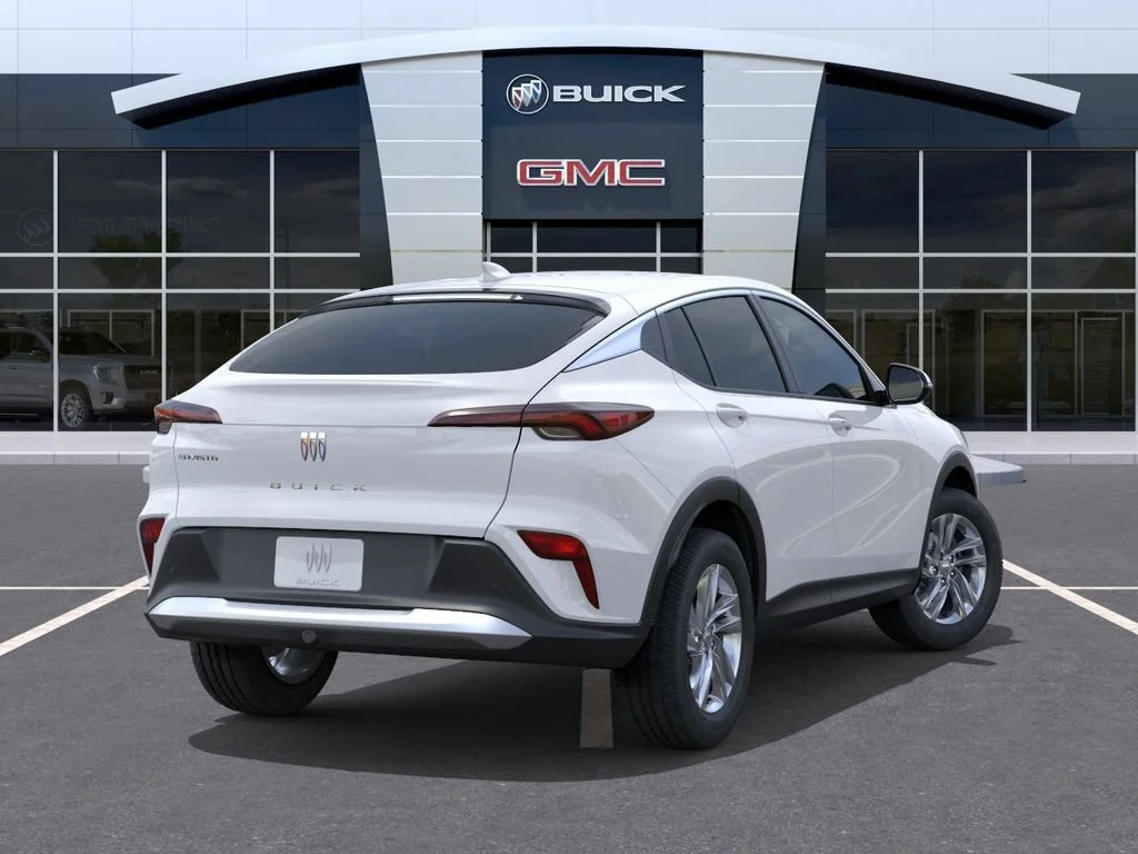 New 2026 Summit White Buick Preferred image 4