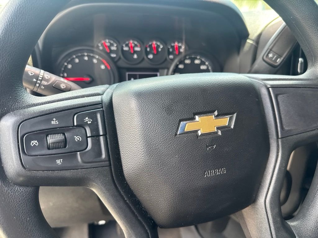Used 2025 Black Chevrolet Custom image 19