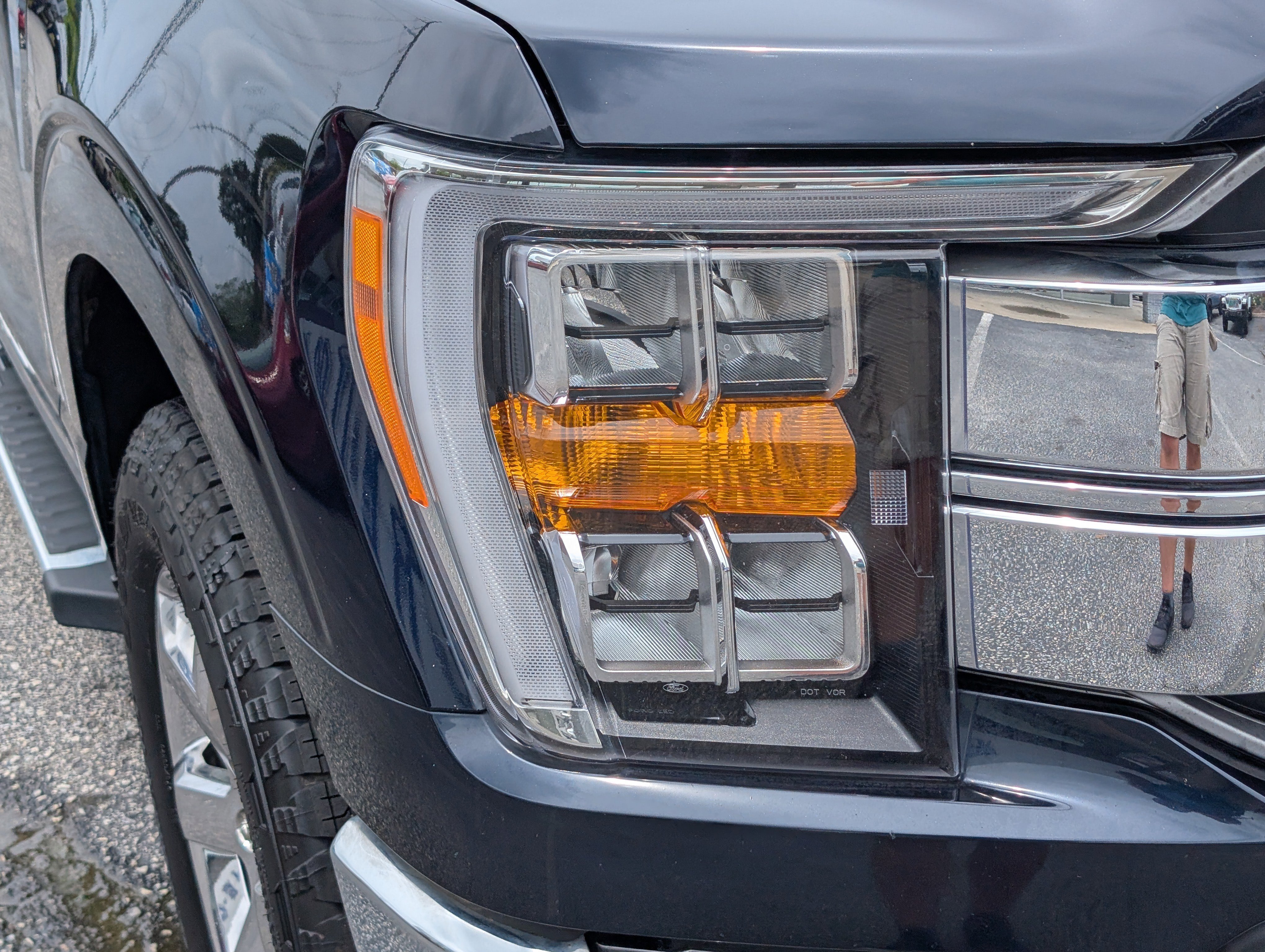 Certified Used 2023 Antimatter Blue Metallic Ford LARIAT image 5