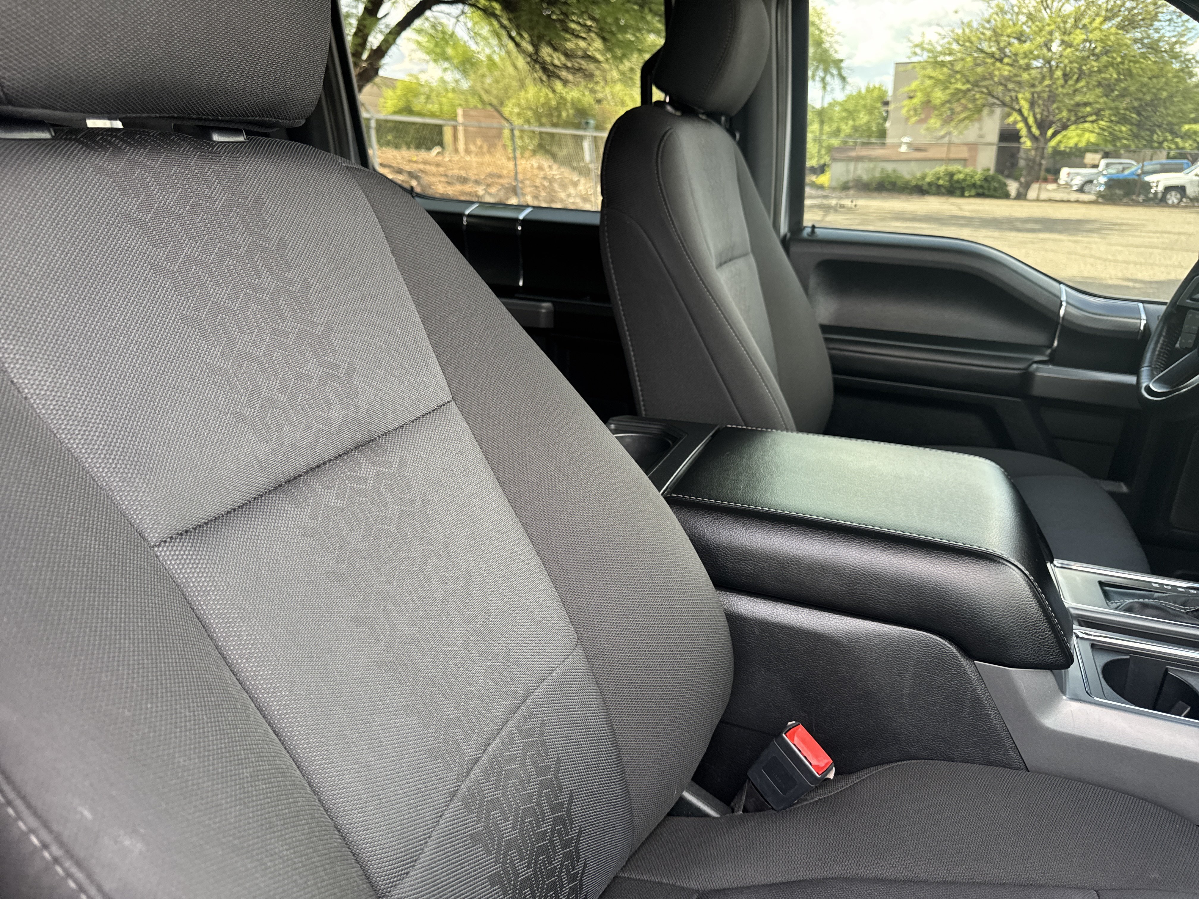 Used 2020 Ignot Silver Ford XLT image 21
