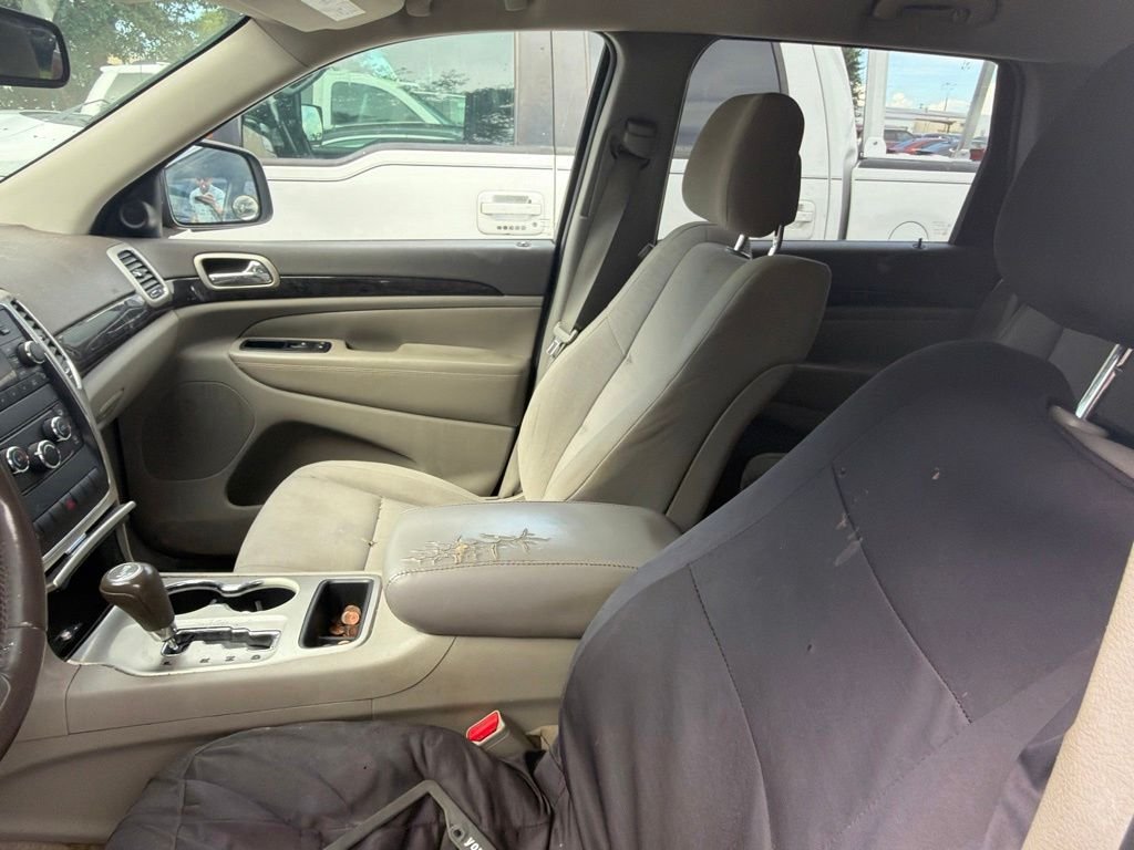 Used 2012 White Jeep Laredo image 5