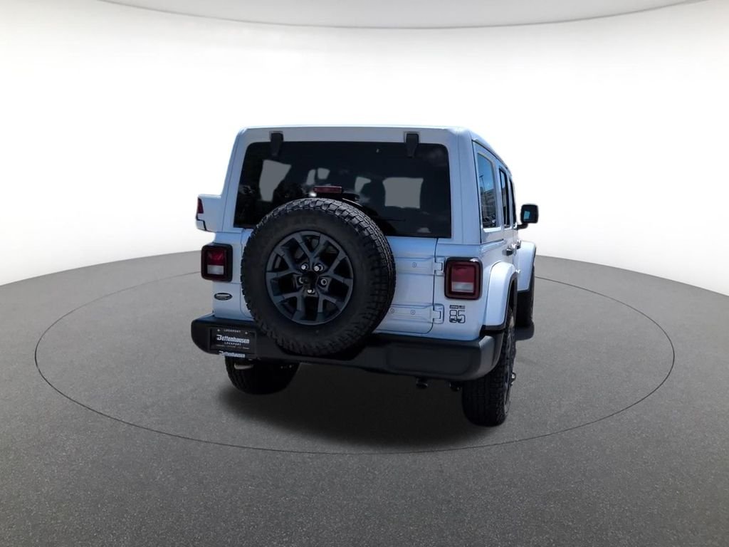 New 2026 Bright White Clear-Coat Exterior Paint Jeep  image 8