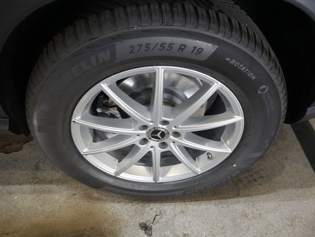 Certified Used 2026 Black Mercedes-Benz GLE 350 image 13