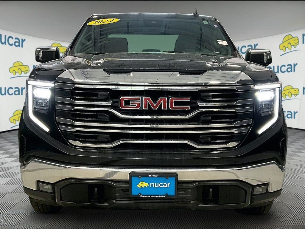 Used 2024 Black GMC SLT image 2