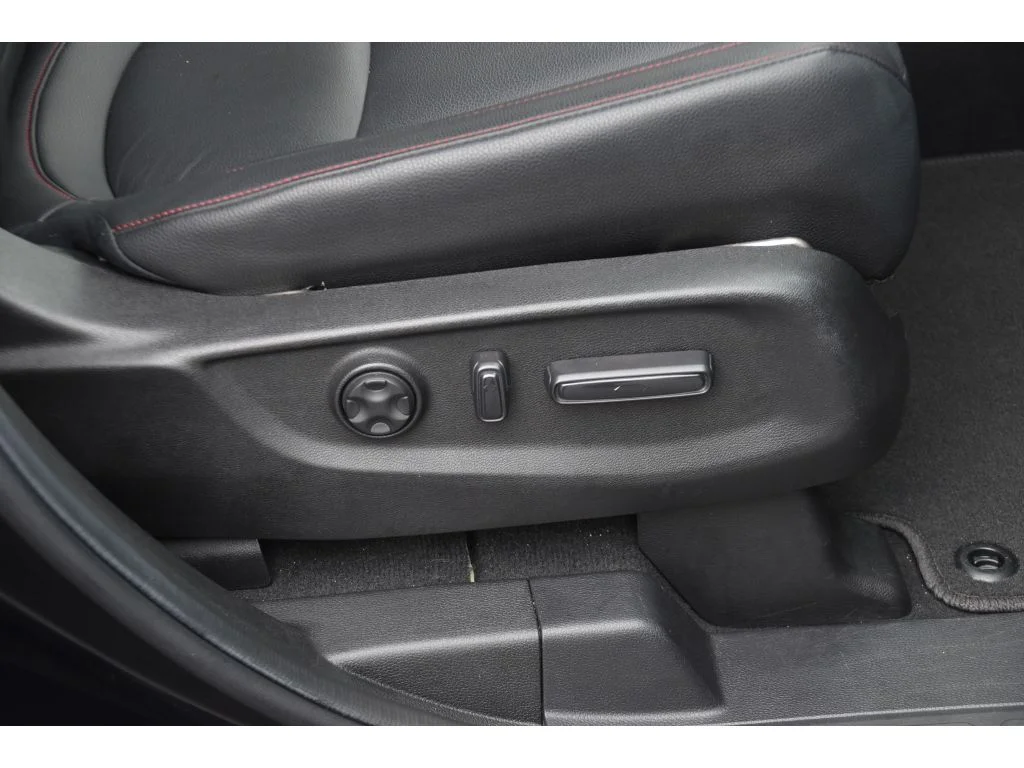 Used 2025 Blk Honda Sport-L image 33