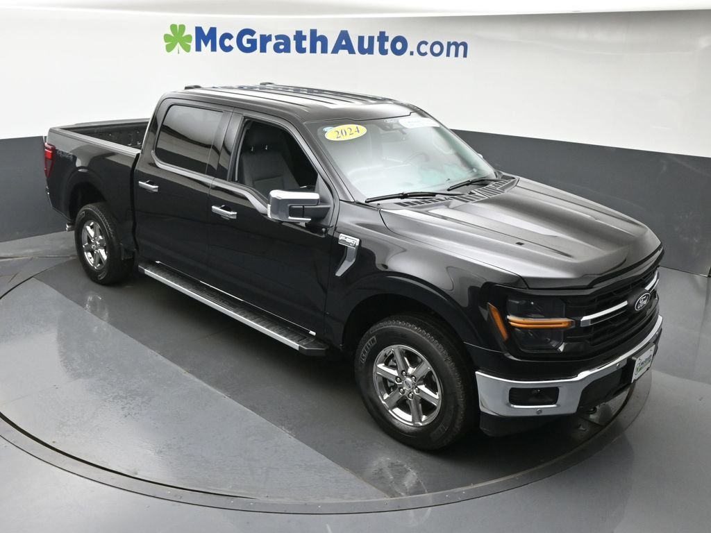 Used 2024 Black Ford XLT image 4