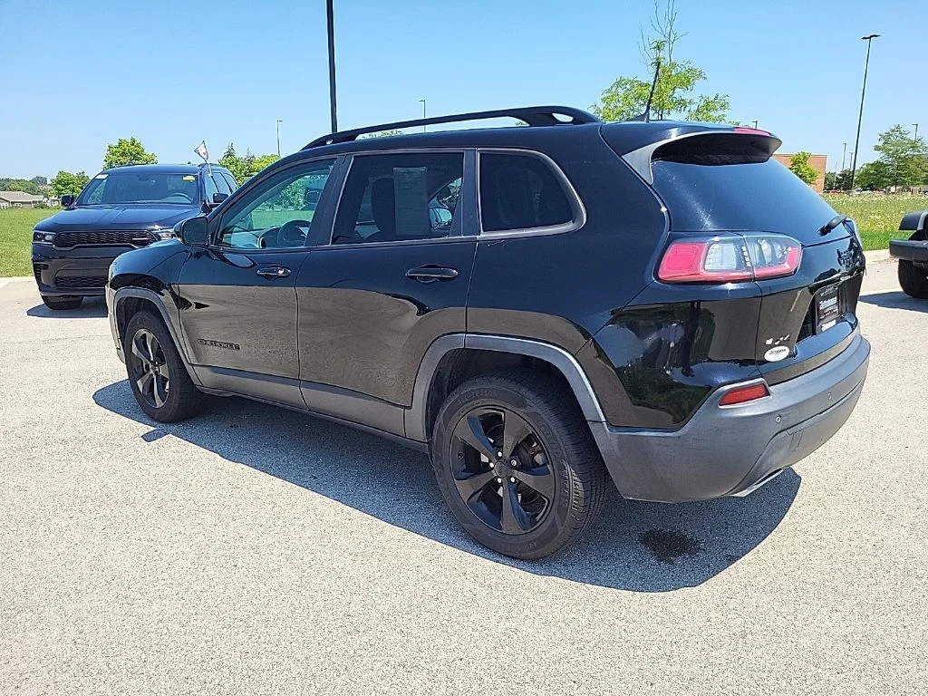 Certified Used 2019 Black Jeep Latitude Plus image 3