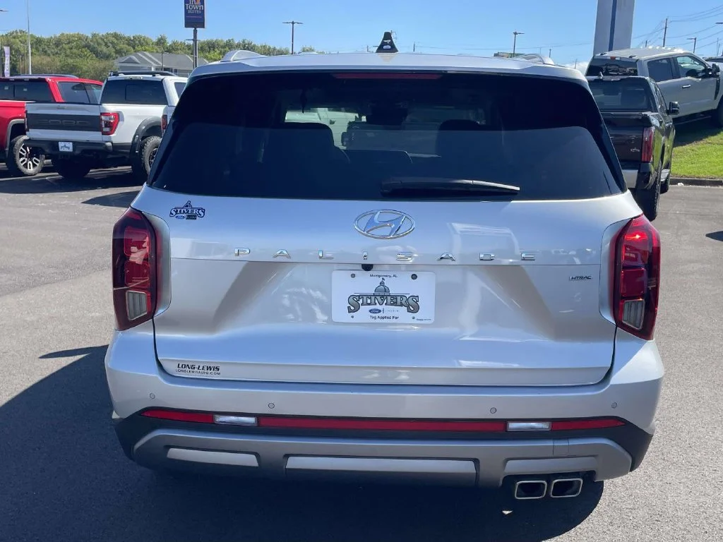 Used 2024 Silver Hyundai Limited image 4