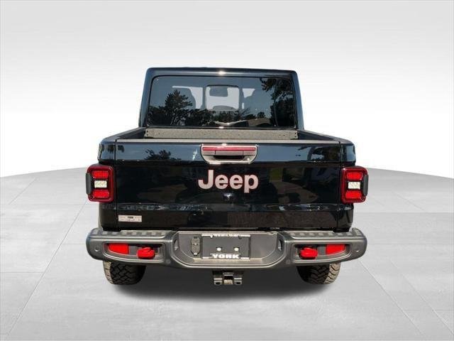 New 2026 Black Clear-Coat Exterior Paint Jeep Rubicon image 6