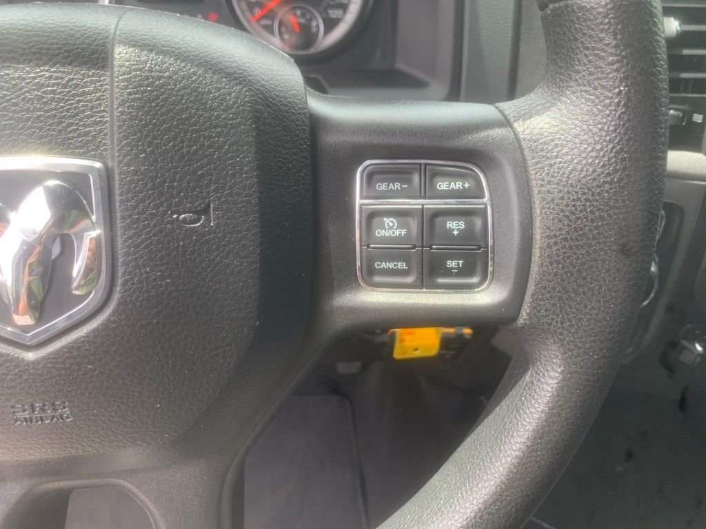 Used 2018 Bright Silver Clearcoat Metallic Ram Tradesman image 15
