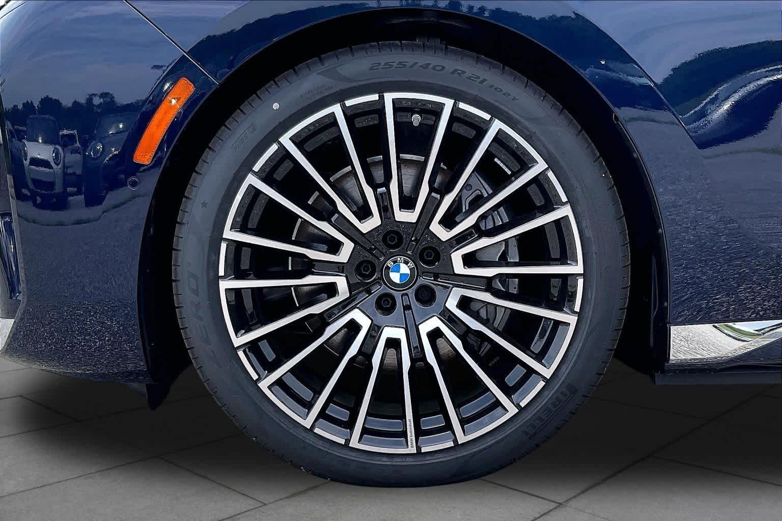 New 2026 Tanzanite Blue II Metallic BMW eDrive50 image 11