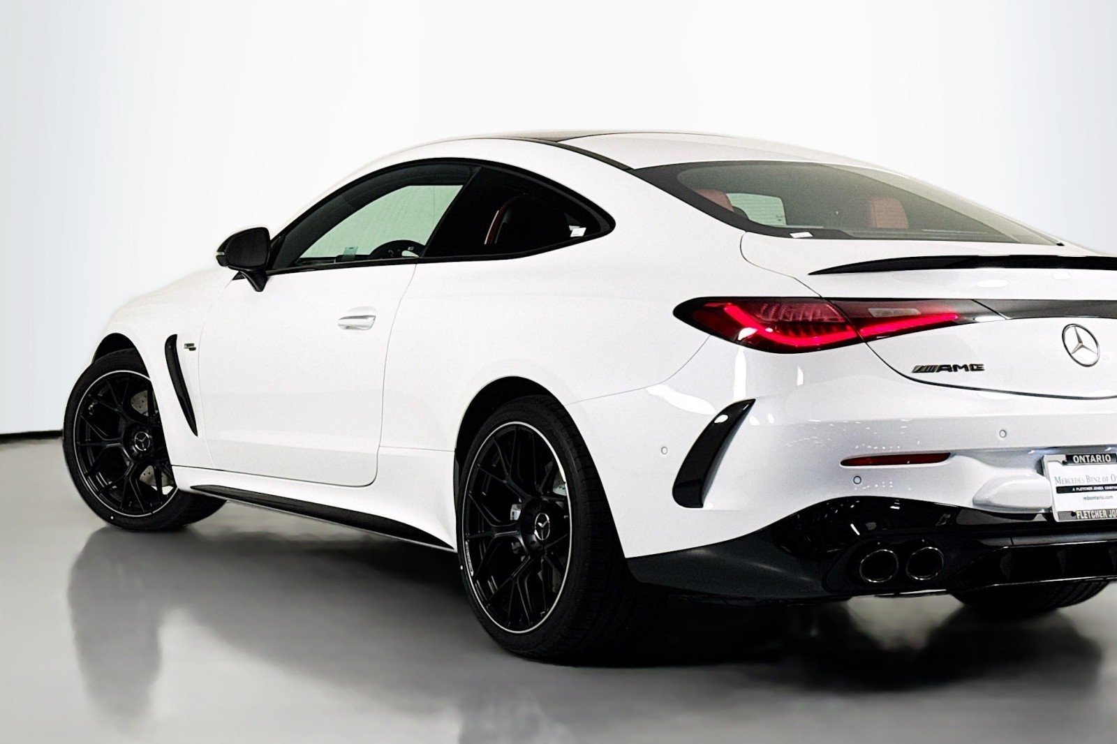 New 2026 MANUFAKTUR Moonlight White Metallic Mercedes-Benz AMG® CLE 53 4MATIC+ Coupe image 14
