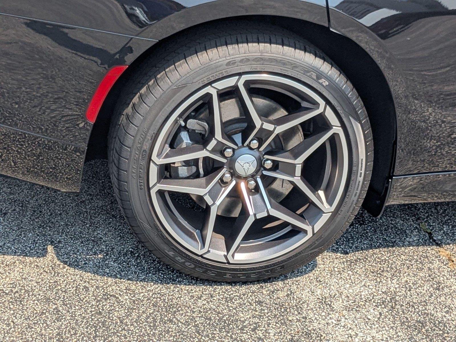 New 2026 Diamond Black Crystal Pearlcoat Dodge R/T Plus image 10