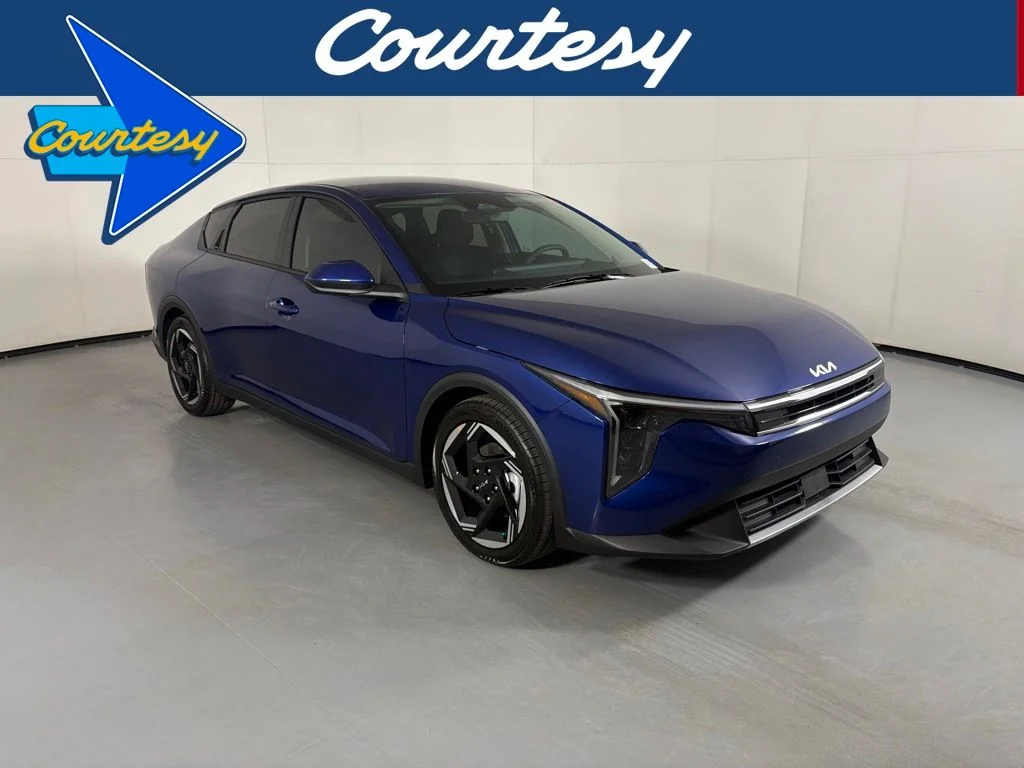 2026 Kia K4 EX AT's photo