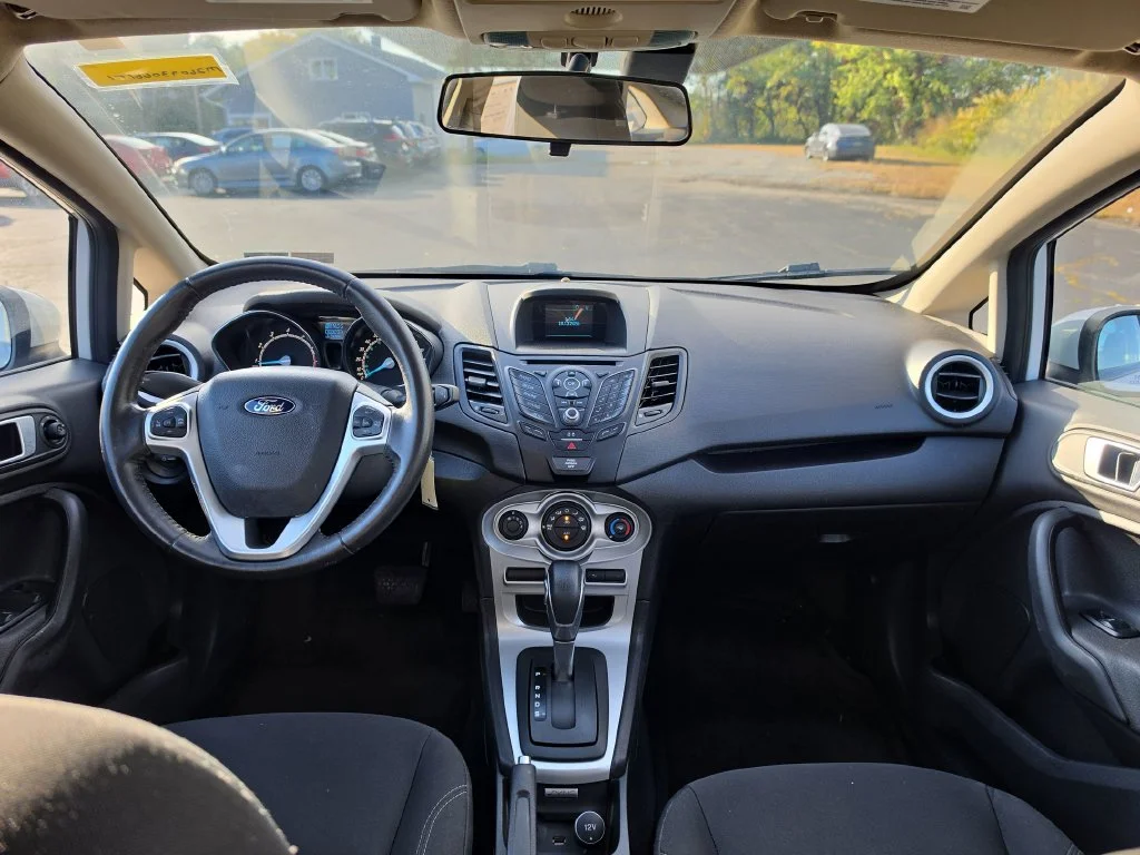 Used 2016 White Ford SE image 15