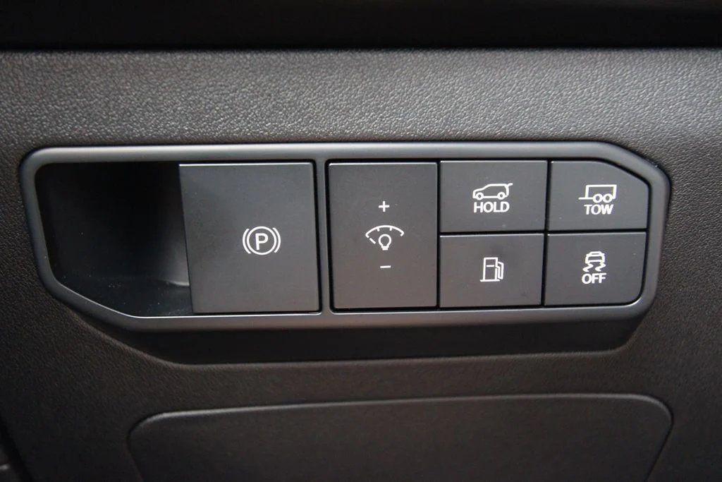 New 2027 Black Kia X-Line SX image 24