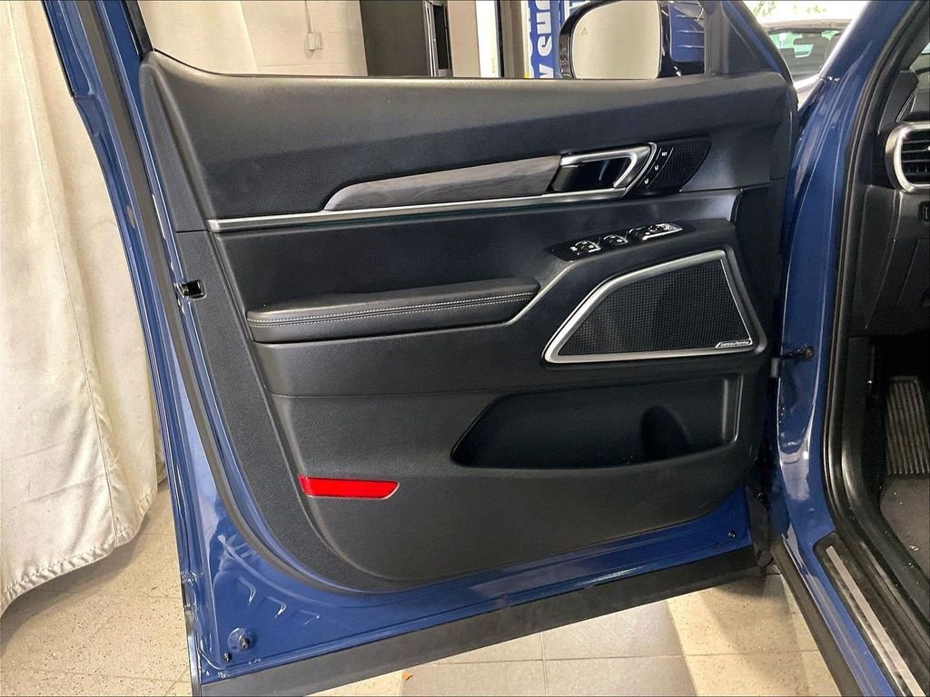 Used 2024 Black Kia SX-Prestige X-Line image 9