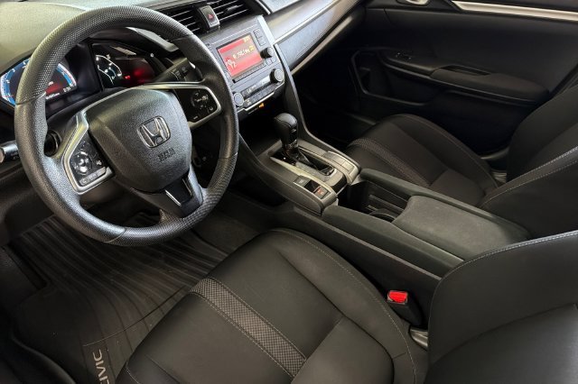 Used 2020 Rallye Red Honda LX image 14
